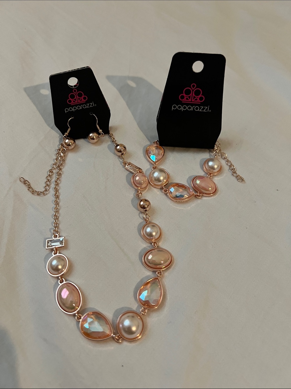 paparazzi Rose Gold Pearl & Iridescent Teardrop Statement Necklace